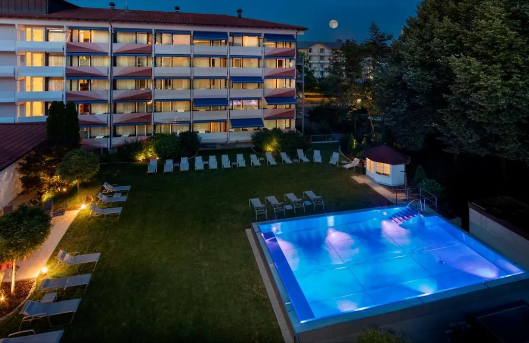Hotel Schweizer Hof Thermal und Vital Resort-1