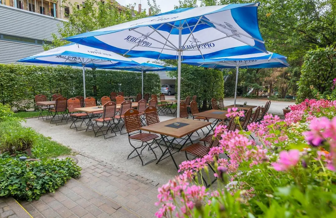 Galerie Hotel Leipziger Hof-1