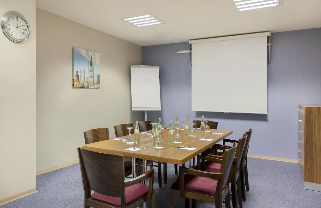 Holiday Inn Express Frankfurt City Hauptbahnhof-1