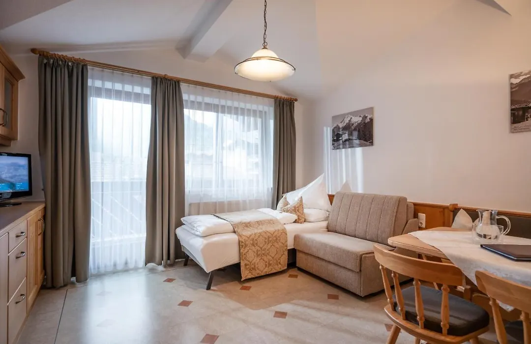 Apparthotel Ederfeld-1