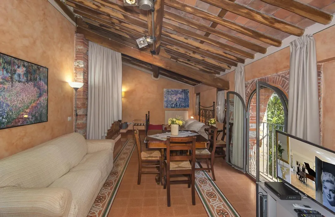 Tenuta San Giovanni Lucca-1