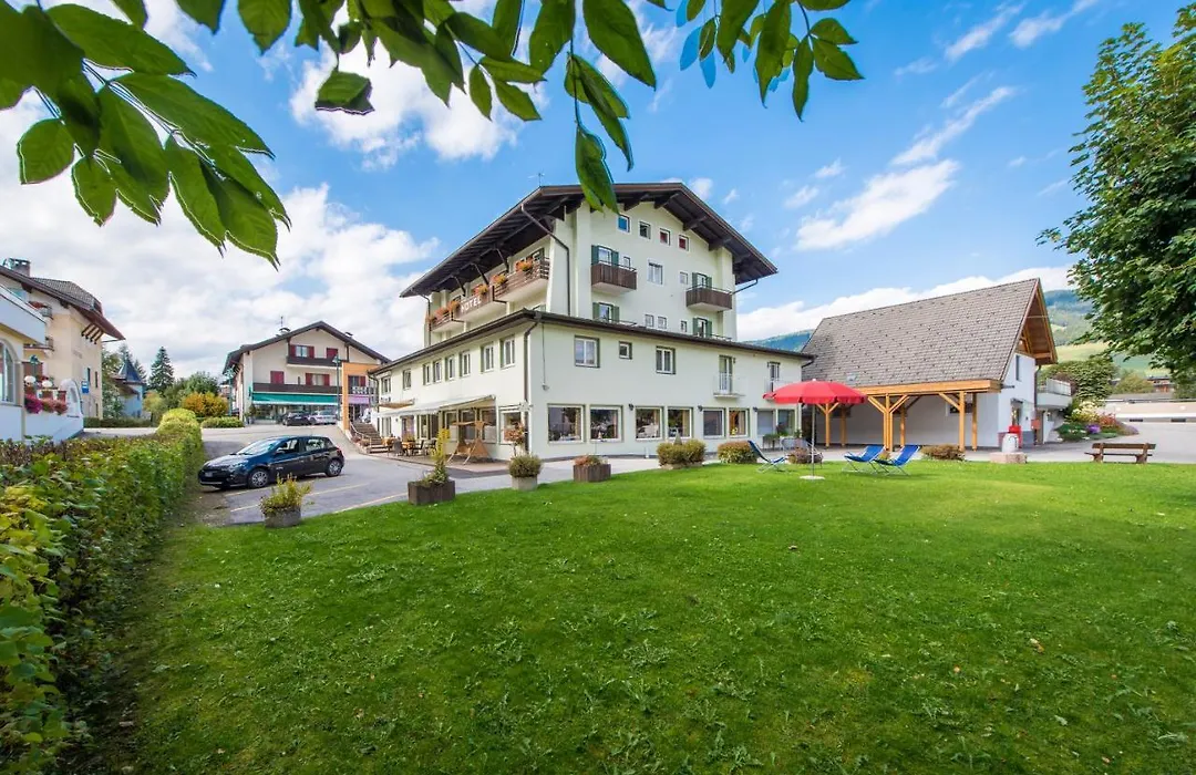 Hotel Nocker-1