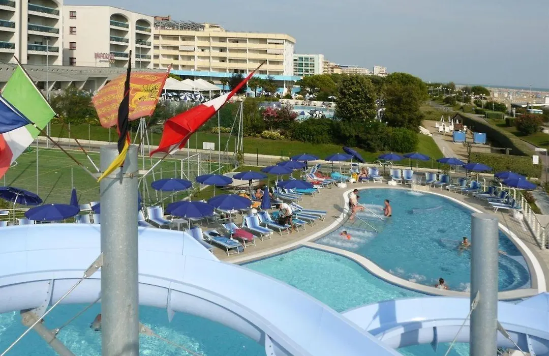 Hotel Lido Bibione Beach-1