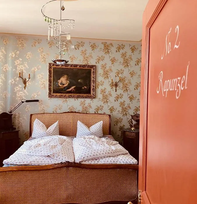 Altes Handelshaus Plauen-1