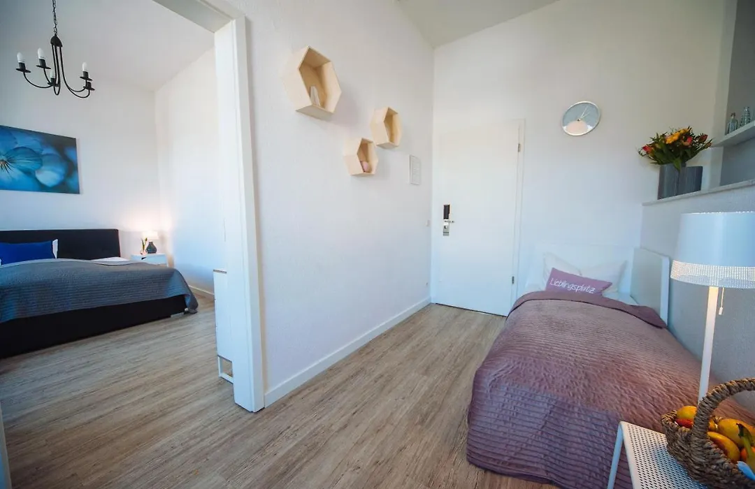 Apartmenthaus Kaiser Friedrich-1