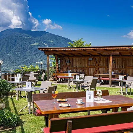 Hotel Stefanie-2