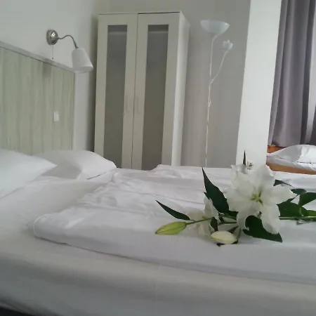 Hotel Komet-2