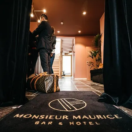 Monsieur Maurice-3