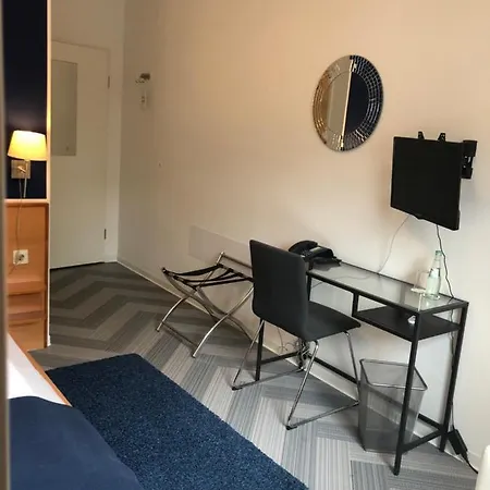 Bensons Hotel-3