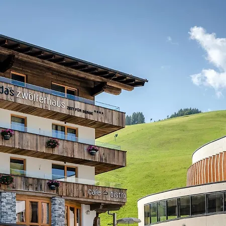 Hotel das Zwölferhaus-3