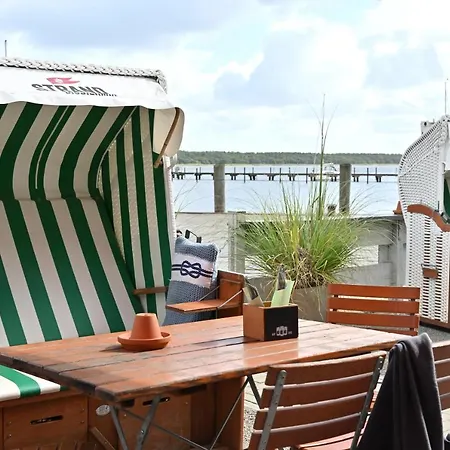 Hotel-&Ferienanlage Kapitäns-Häuser Breege-2