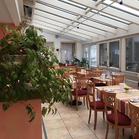 Hotel Tennenloher Hof-3