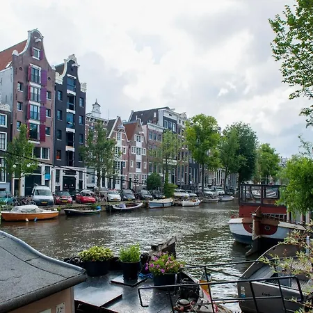 Haarlemmerplein apartments-3