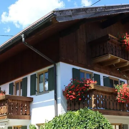 Haus Lenzer-3