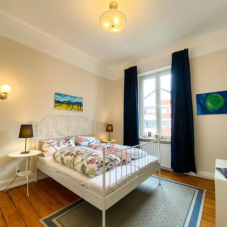 VILLA HanseART Lübeck - Privatzimmer in zentraler Lage-3