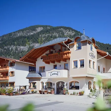 Hotel Central - das kleine Boutique Hotel am Achensee-3