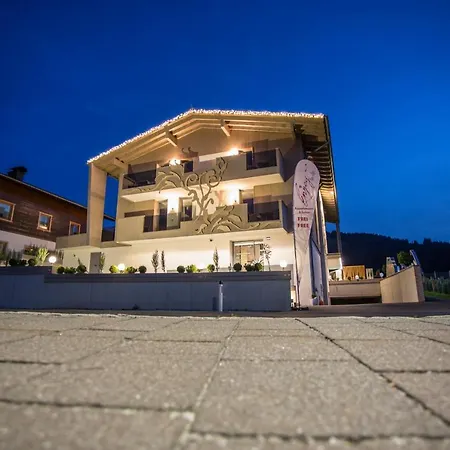 Enjoy The Alps - Aparthotel-2