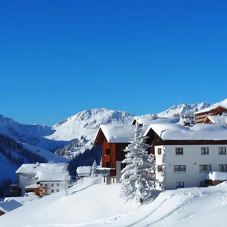 Haus Furka-3