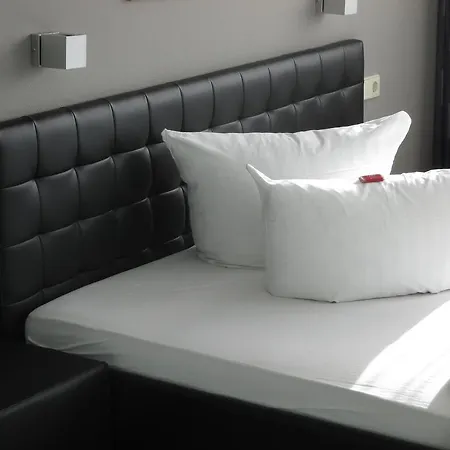 Businesshotel&Appartements Stuttgart-Vaihingen-2