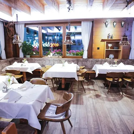Tiroler Weinstube-2