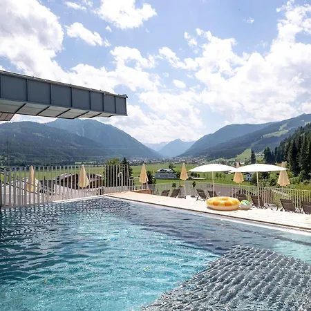 Familienhotel Felsenhof-3