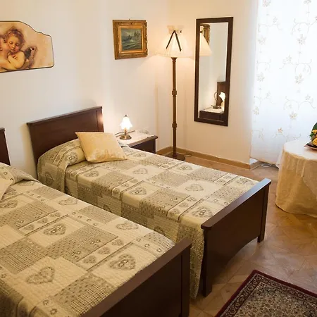 B & B Antico Borgo Teresiano-3