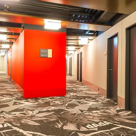 MEININGER Hotel Zürich Greencity-2