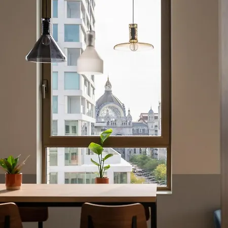 B&B HOTEL Antwerpen Centrum-2