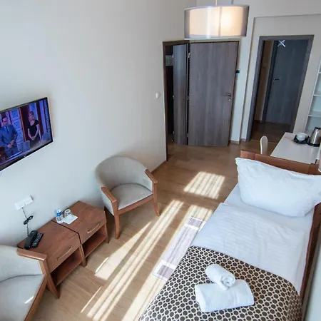 Star Hotel-3