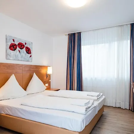 G&L Hotel Dortmund-3