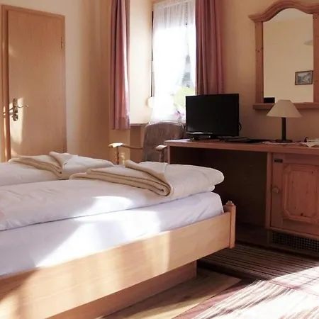 Hotel Garni Floriani-3