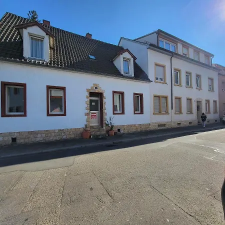 Pension Haus Baron 1 Neckarau-2