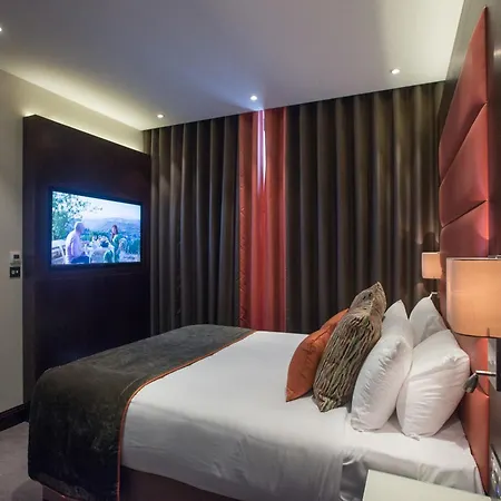 St George'S Hotel - Wembley-3