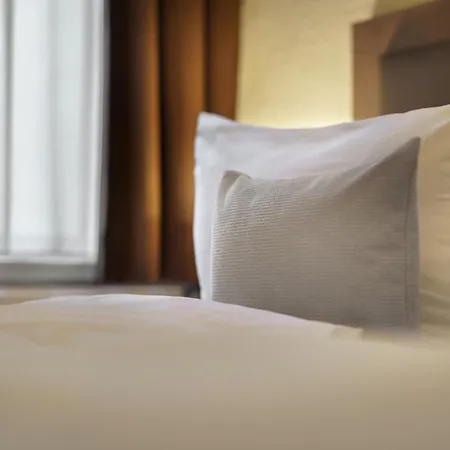 Novum Hotel Alster Hamburg St. Georg-2