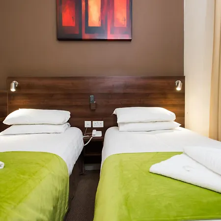 Marble Arch Inn-3