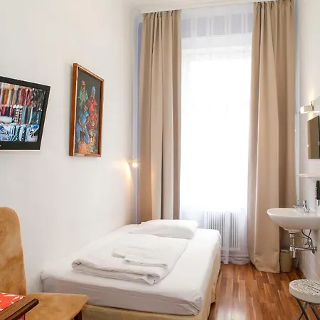 Timeout City Hotel, 5 Min To City Center, Self Check In-3