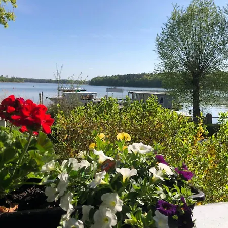 Gast-& Logierhaus Am Rheinsberger See-3