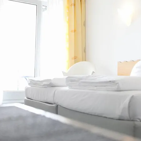 Hotel Ambiente-3