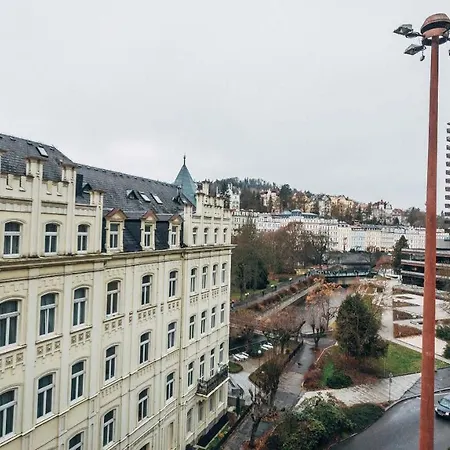 Star Hotel-2