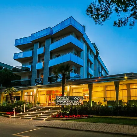 Hotel President-3