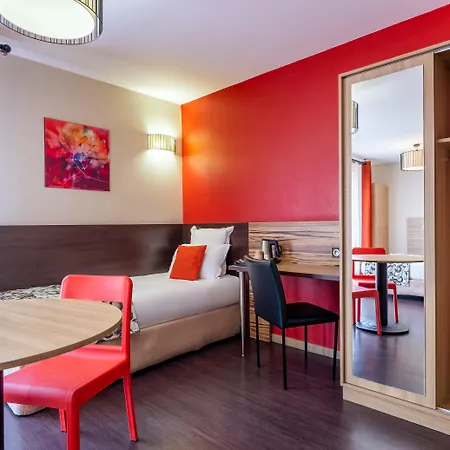Aparthotel Adagio Lyon Patio Confluence-2
