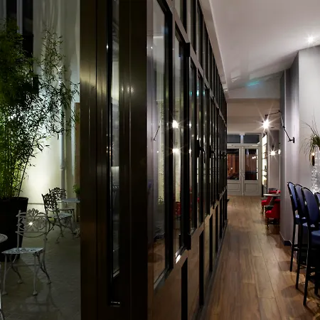 Hotel Mademoiselle-3
