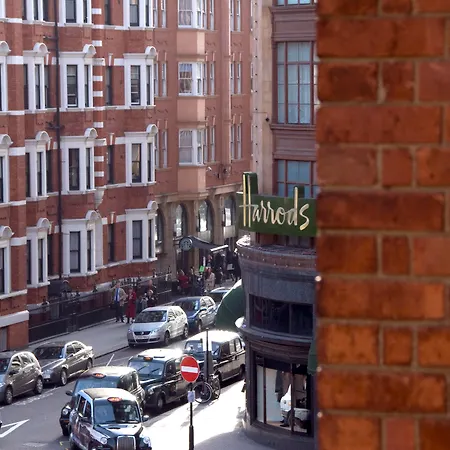 The Capital Hotel, Apartments & Townhouse - Small Luxury Hotels Of The World-2