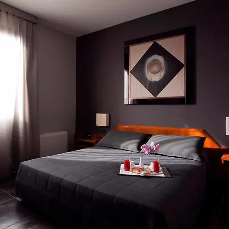 Hotel Zone-3