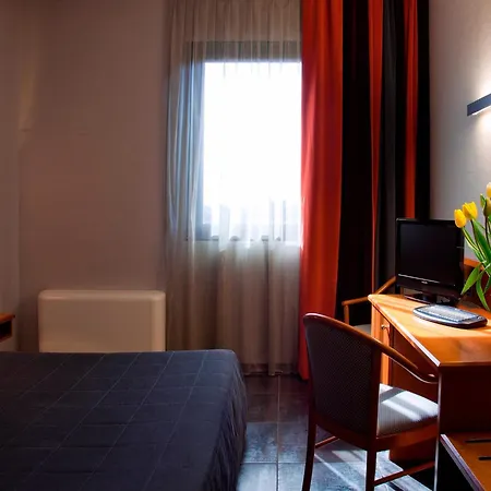 Hotel Zone-2
