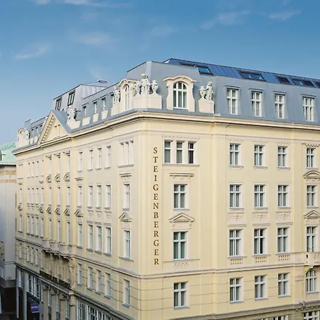 Steigenberger Hotel Herrenhof-2