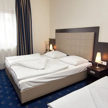 Novum Hotel Continental Hamburg Hauptbahnhof-3