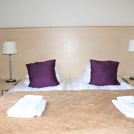 Unique Hotel-2