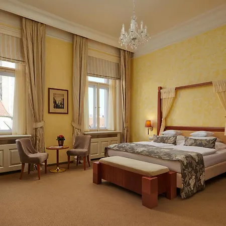 Ventana Hotel Prague-2