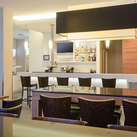 Hampton by Hilton Nürnberg City Center-2